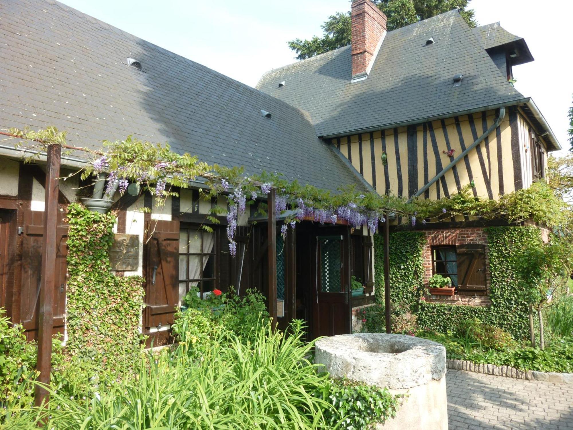 Auberge Du Val Au Cesne Saint-Clair-sur-les-Monts Exteriér fotografie