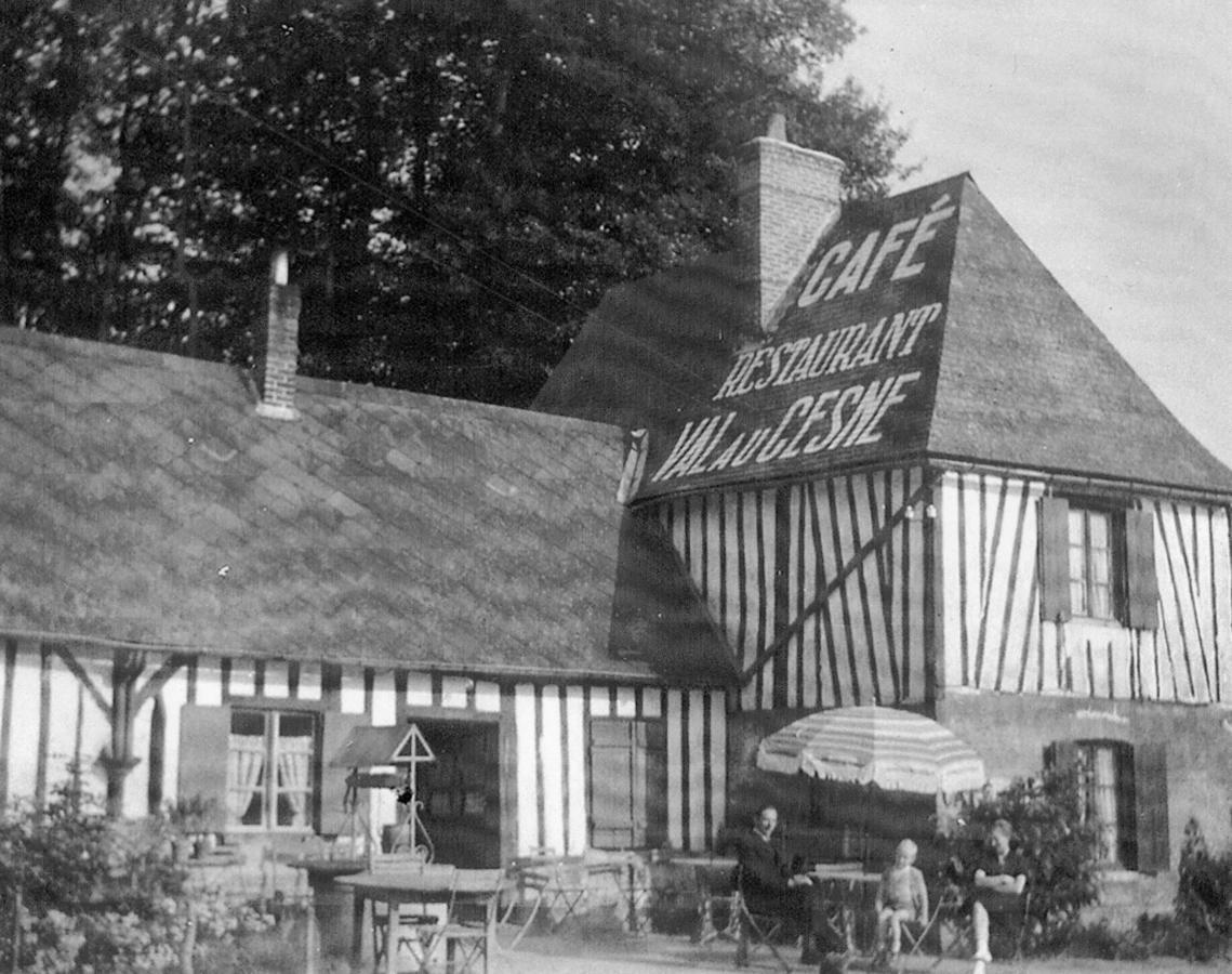 Auberge Du Val Au Cesne Saint-Clair-sur-les-Monts Exteriér fotografie