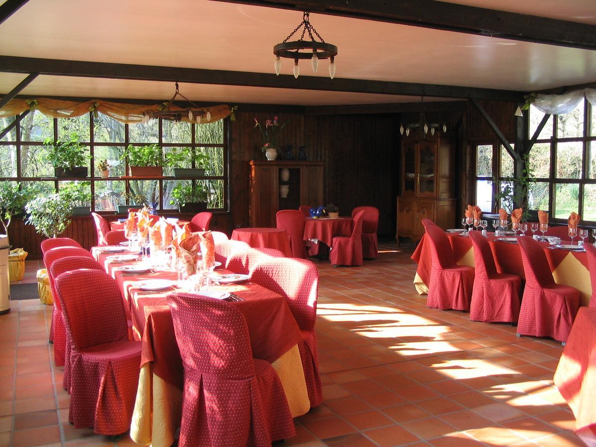 Auberge Du Val Au Cesne Saint-Clair-sur-les-Monts Exteriér fotografie