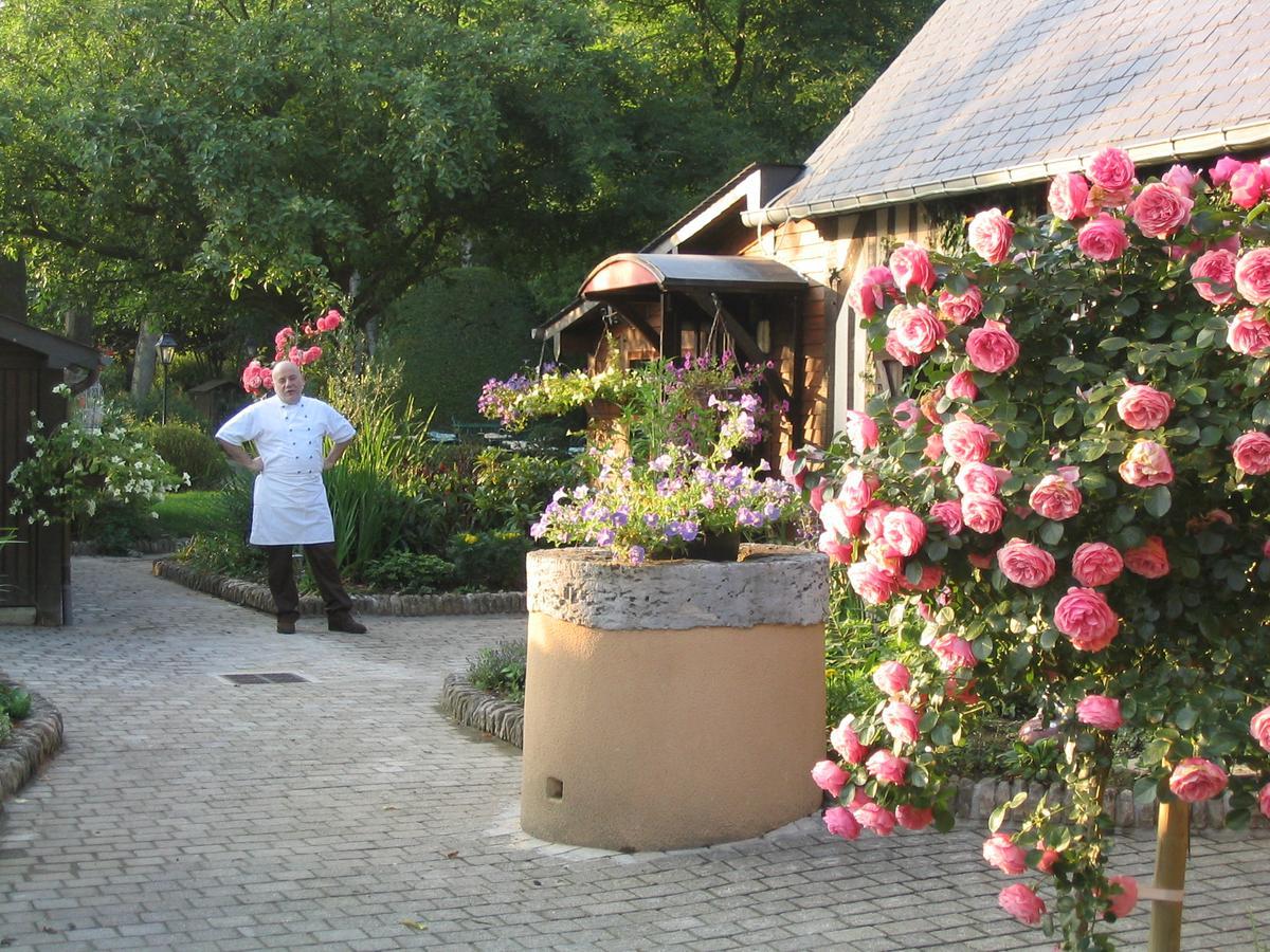 Auberge Du Val Au Cesne Saint-Clair-sur-les-Monts Exteriér fotografie