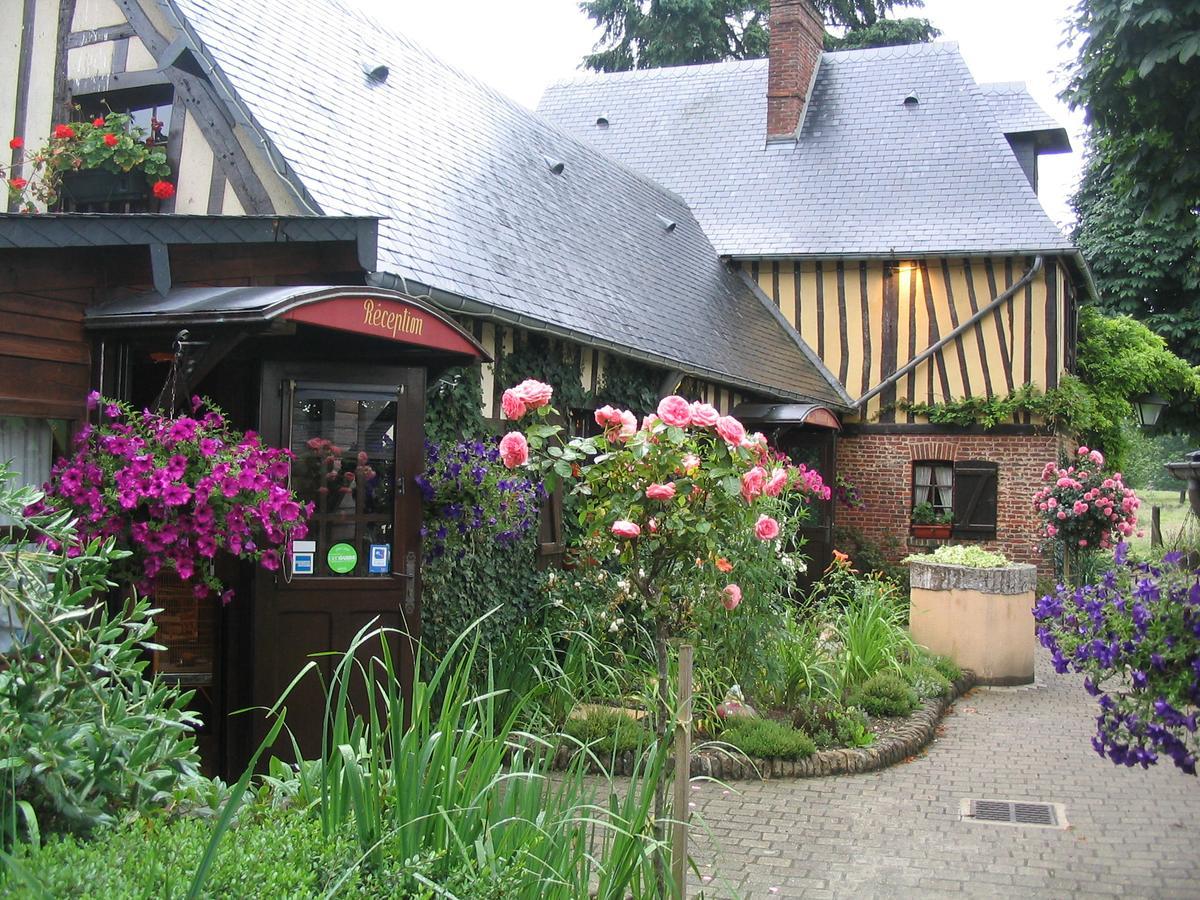 Auberge Du Val Au Cesne Saint-Clair-sur-les-Monts Exteriér fotografie